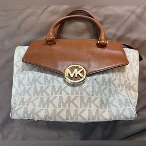 Michael Kors Tan Leather Handbag with Gold Logo